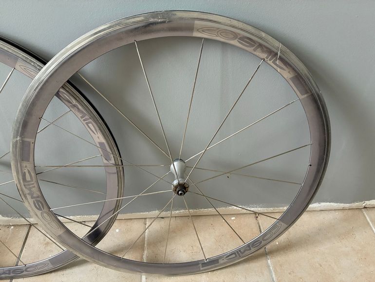 Mavic Cosmic Aluminium Wheel 2000 bike usato — immagine 3 di 3