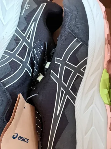 Brugt Asics Trailrunningschuhe Damen bike — billede 1 af 9