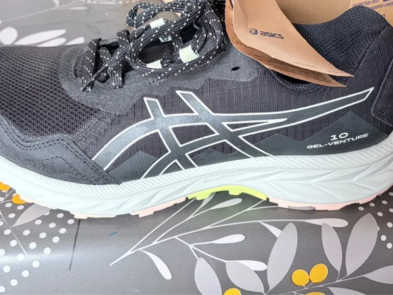 Brugt Asics Trailrunningschuhe Damen bike — billede 4 af 9