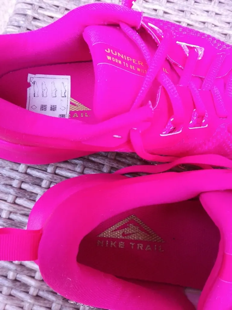 Used Nike Juniper Trail GORE-TEX bike — image 8 of 11