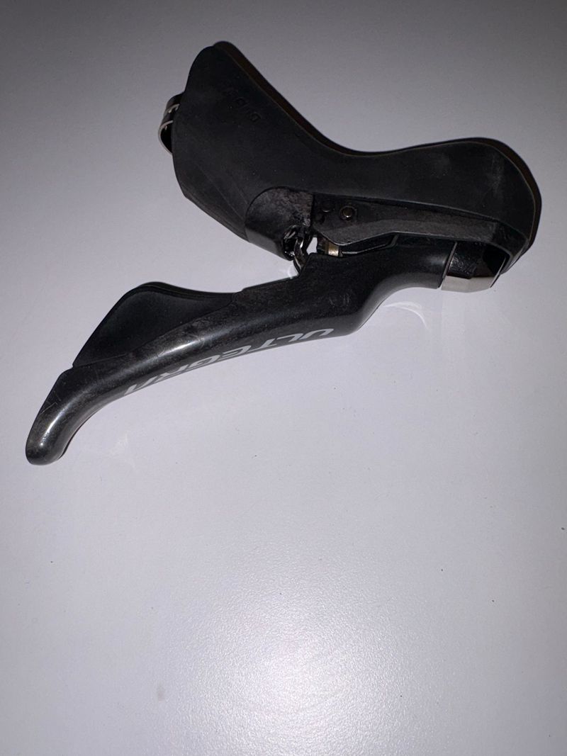 Used Shimano Ultegra ST-R8020 STI Hydraulic 11-speed Right Lever Brakes