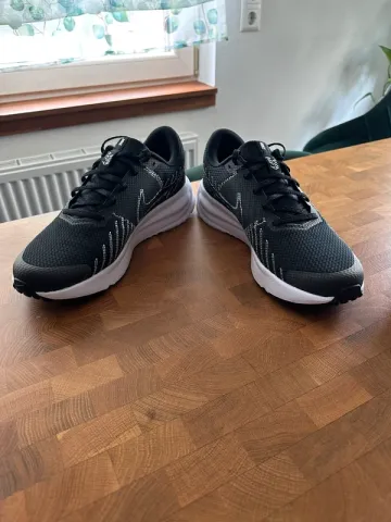 Brugt Nike Run Defy bike — billede 3 af 6