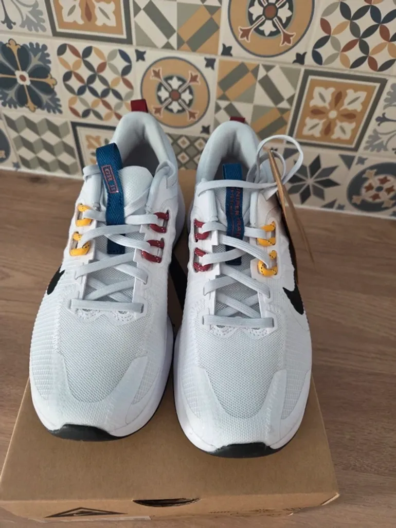 Nike Trail Juniper bike usato — immagine 3 di 6