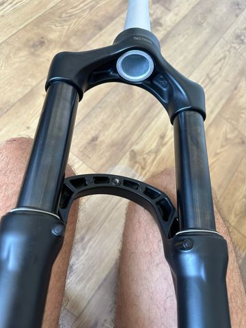 Brugt Sr Suntour XCR34 Fork 2025 bike — billede 4 af 11