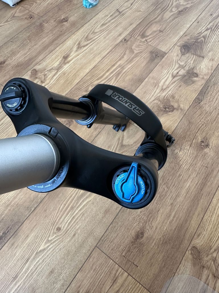 Brugt Sr Suntour XCR34 Fork 2025 bike — billede 3 af 11