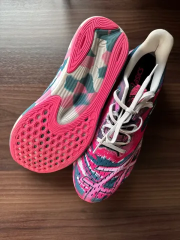 Brugt Asics Laufschuhe bike — billede 3 af 4
