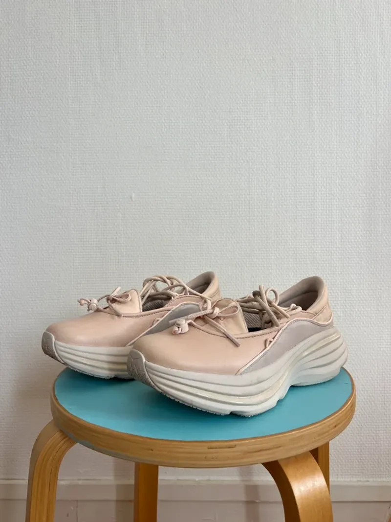 Used Hoka U Bondi Mary Jane Running Shoes