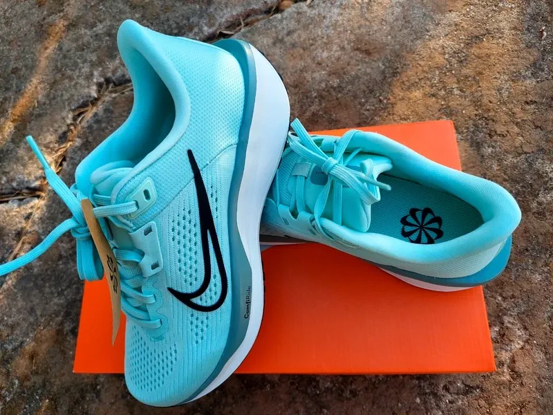 Brugt Simple Quest 6 Running Shoes