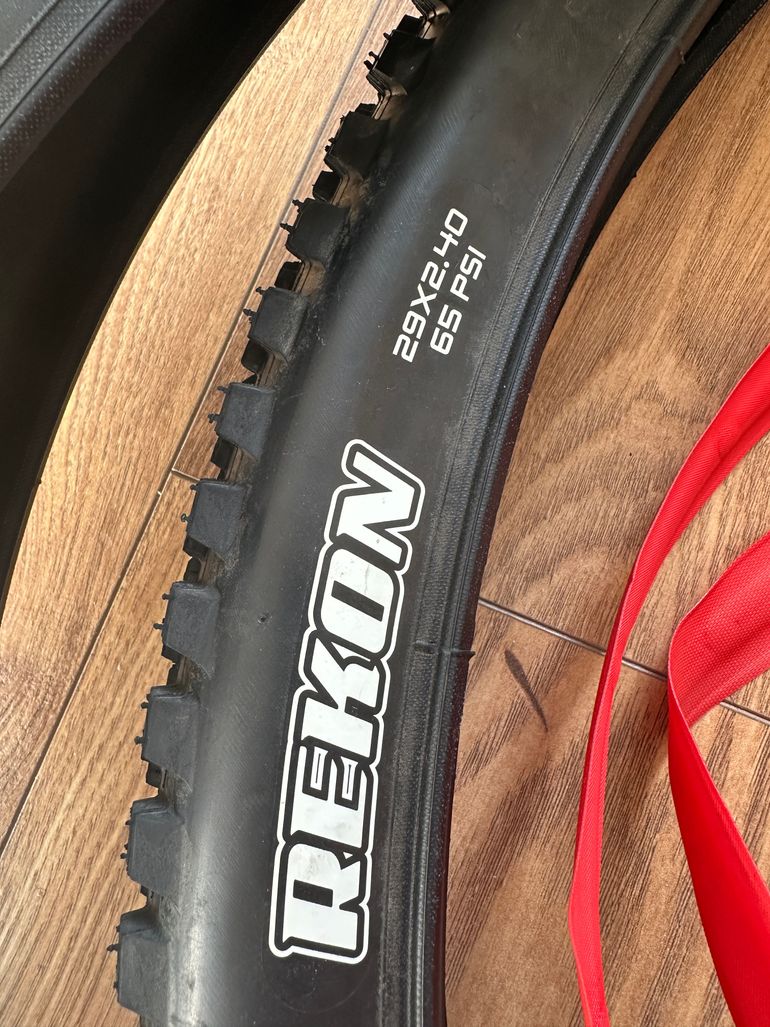 Brugt Maxxis Rekon Tire Set 2025 bike — billede 4 af 7