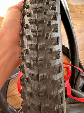 Brugt Maxxis Rekon Tire Set 2025 bike — billede 5 af 7