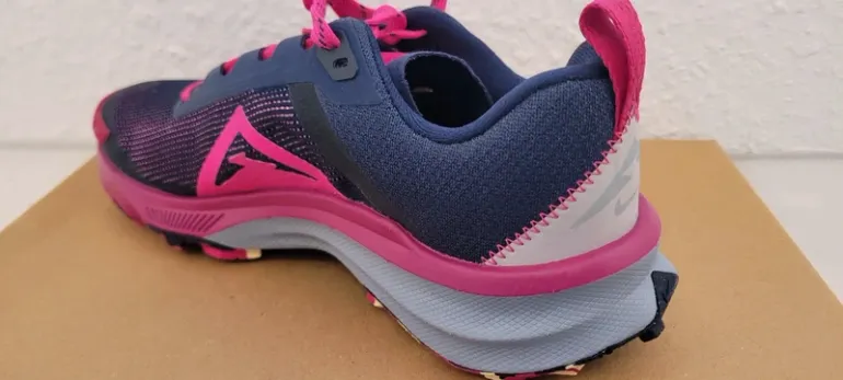 Brugt Nike React Terra Kiger 9 bike — billede 2 af 6