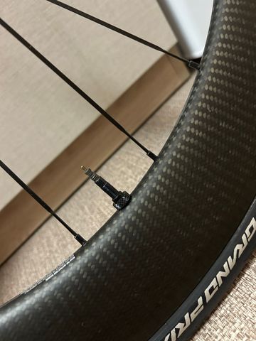 Brugt Mavic Cosmic SL 65 Disc 3K 2024 bike — billede 8 af 9