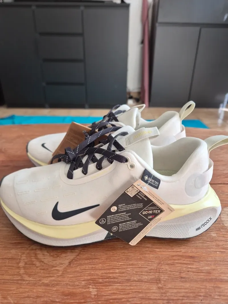 Used Nike reactx Infinity rn4 gore tex Running Shoes