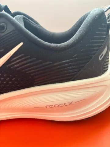 Gebrauchtes Nike Vomero 18 bike — Bild 8 von 9