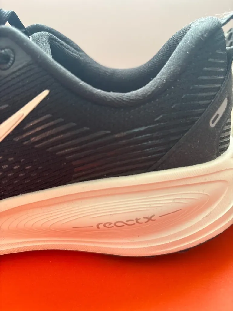 Gebrauchtes Nike Vomero 18 bike — Bild 8 von 9