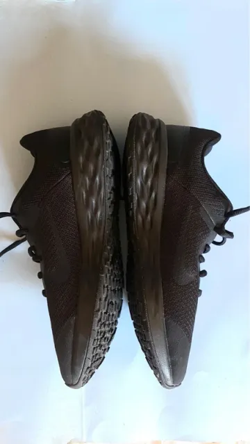 Used Nike Running Shoes bike — image 6 of 6