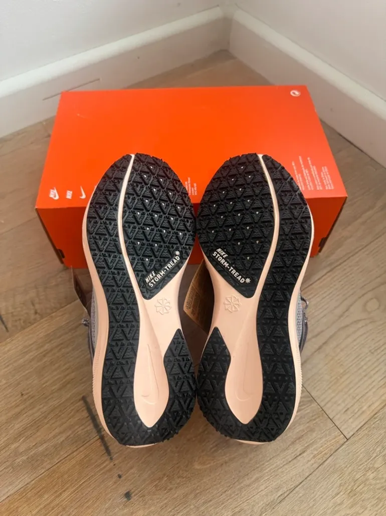 Použité Pegasus Nike Air Zoom 41 Goretex bike — obrázek 4 z 7