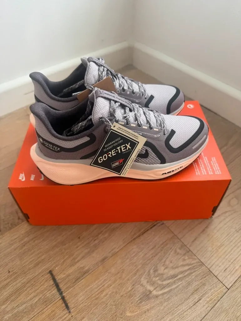 Použité Pegasus Nike Air Zoom 41 Goretex bike — obrázek 2 z 7