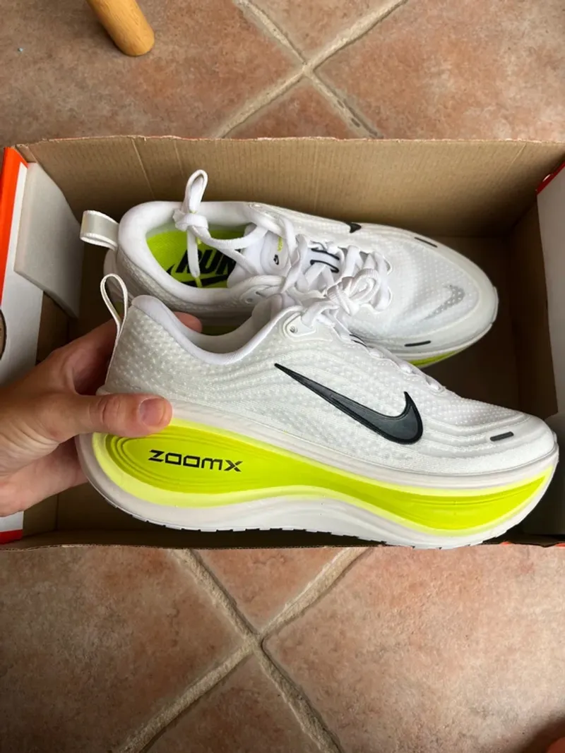 Used Nike Vomero Plus Running Shoes