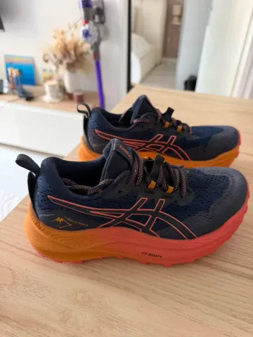 Used Asics Trail FF Blast+ bike — image 1 of 6