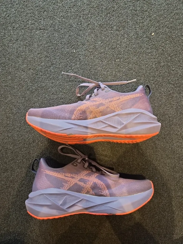 Brugt Asics Novablast 5 bike — billede 6 af 7