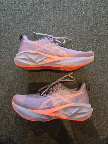 Brugt Asics Novablast 5 bike — billede 7 af 7