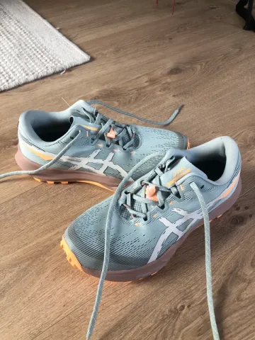 Saucony Fuji Lite 6 bike usato — immagine 1 di 4