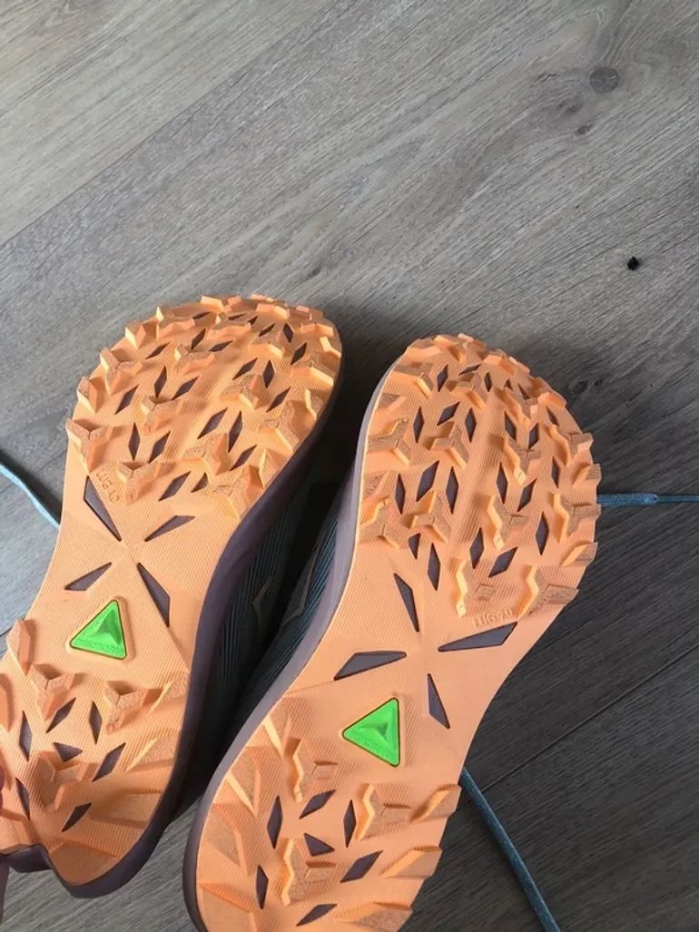 Saucony Fuji Lite 6 bike usato — immagine 4 di 4