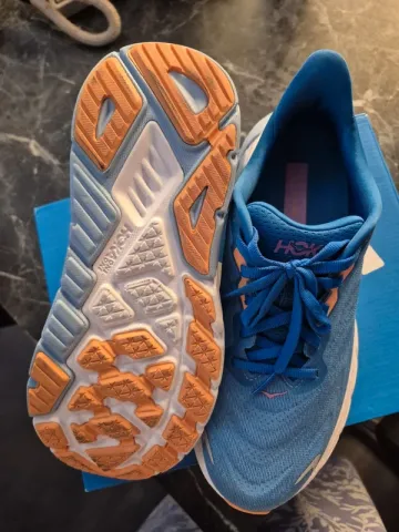 Gebrauchtes Ideal Hoka Laufschuhe bike — Bild 4 von 4