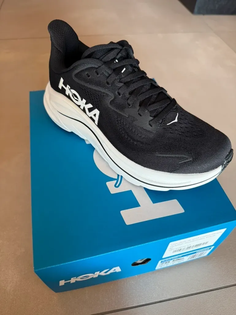 Used Hoka Clifton 10 bike — image 3 of 4