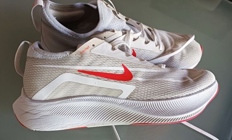 Used Nike Zoom Fly 4 bike — image 4 of 12
