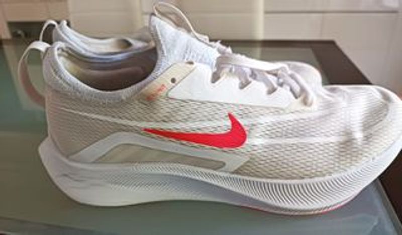Použité Nike Zoom Fly 4 Running Shoes