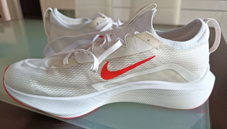 Used Nike Zoom Fly 4 bike — image 2 of 12