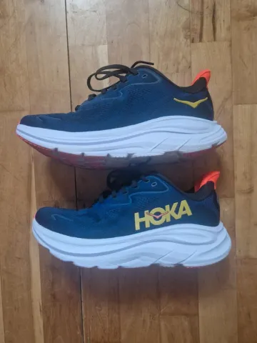 Tweedehands Hoka Clifton 10 bike — afbeelding 1 van 3