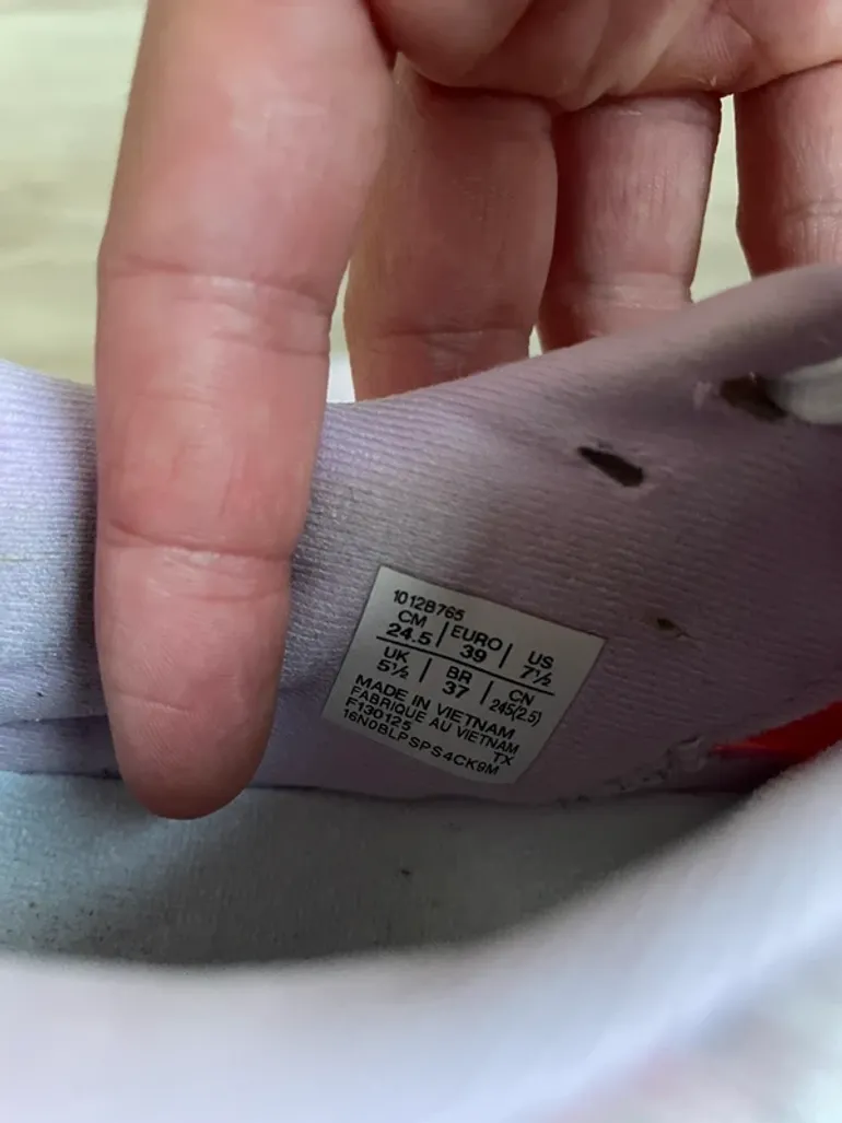 Asics Novablast 5 bike d'occasion — image 6 sur 7
