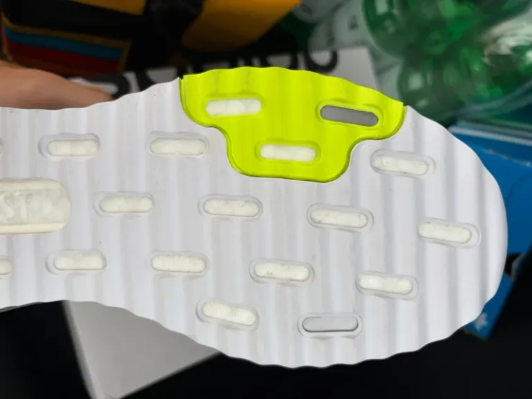 Scarpa Adidas Running Shoes bike d'occasion — image 6 sur 6