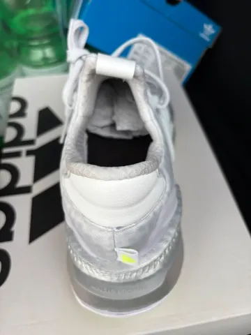 Scarpa Adidas Running Shoes bike d'occasion — image 5 sur 6