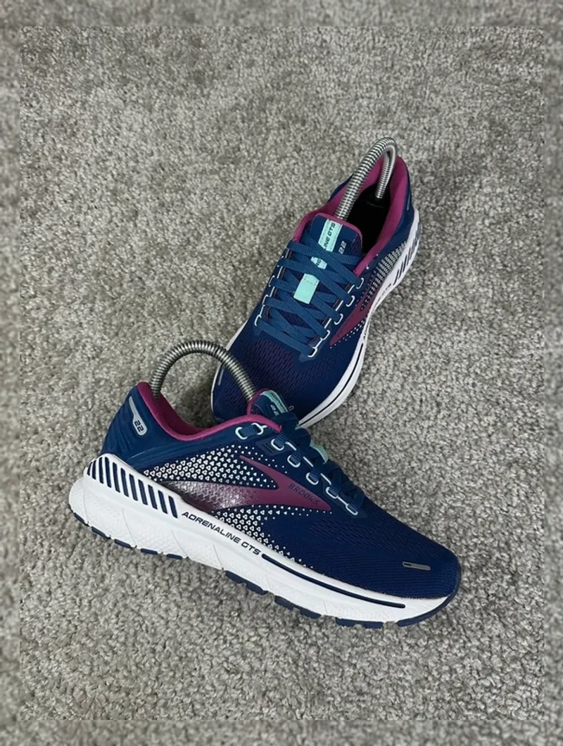 Tweedehands Brooks Adrenaline GTS 22 Running Shoes