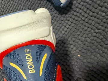 Tweedehands Hoka Bondi 9 bike — afbeelding 4 van 6
