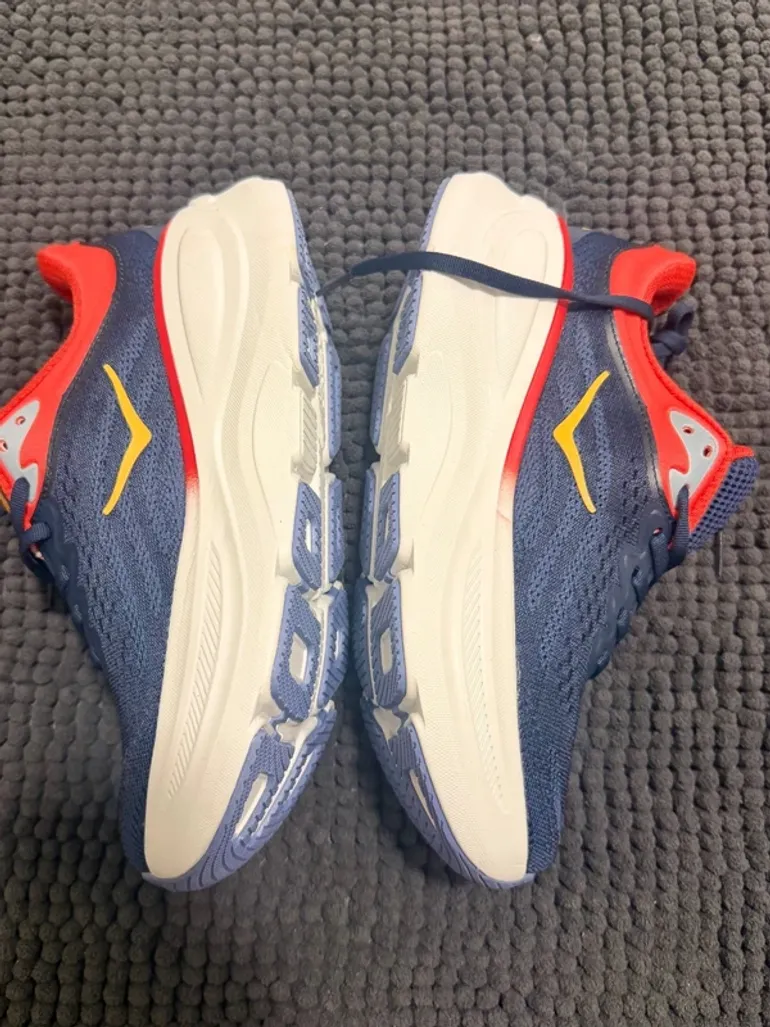 Tweedehands Hoka Bondi 9 bike — afbeelding 5 van 6