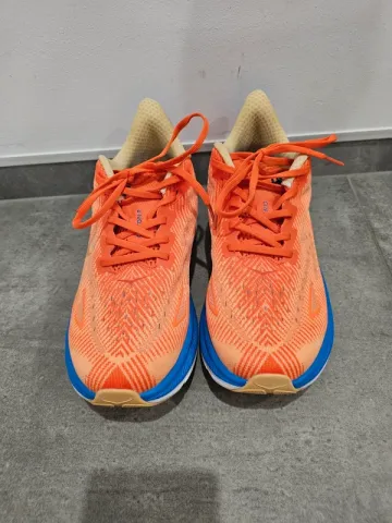 Used Hoka Clifton 9 bike — image 3 of 5