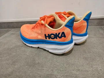 Used Hoka Clifton 9 bike — image 2 of 5