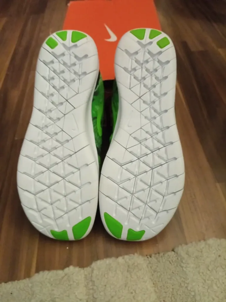 Tweedehands Nike Free RN bike — afbeelding 6 van 10