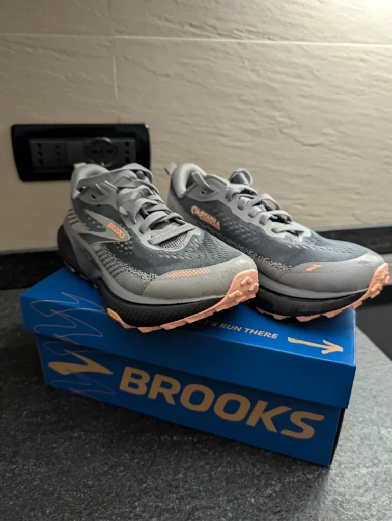 Tweedehands Brooks Cascadia 20 bike — afbeelding 2 van 7