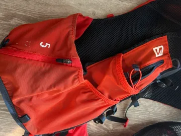 Used Salomon Running/Trail Hydration Vest bike — image 4 of 4