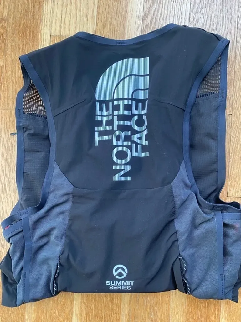 Used The North Face Summit Run 5L bike — image 3 of 6
