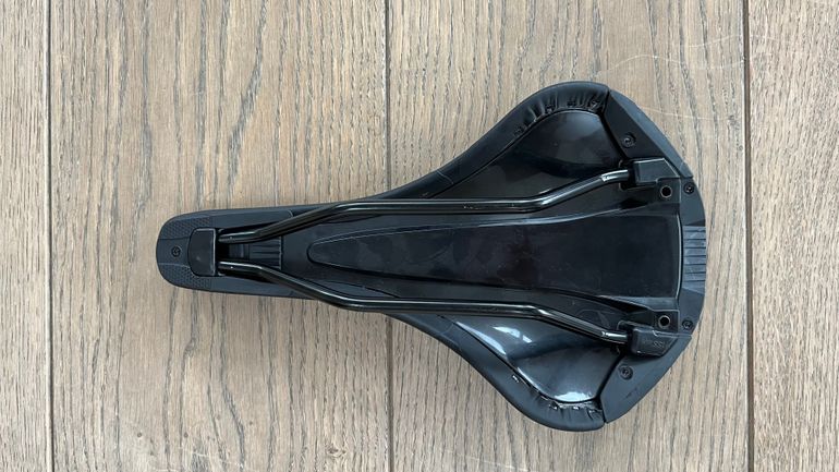 Brugt Specialized Myth Saddle 155 bike — billede 6 af 6
