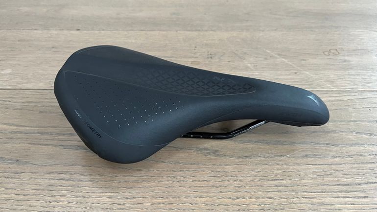 Brugt Specialized Myth Saddle 155 bike — billede 5 af 6