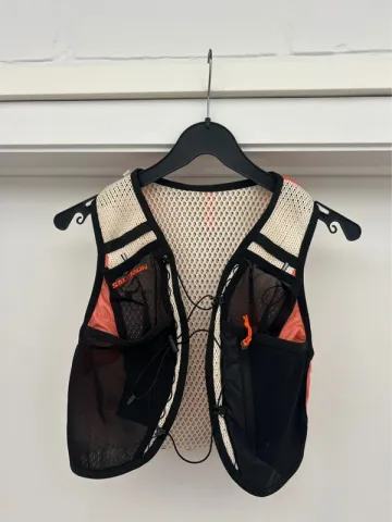 Used Salomon Active Skin 4L bike — image 1 of 3
