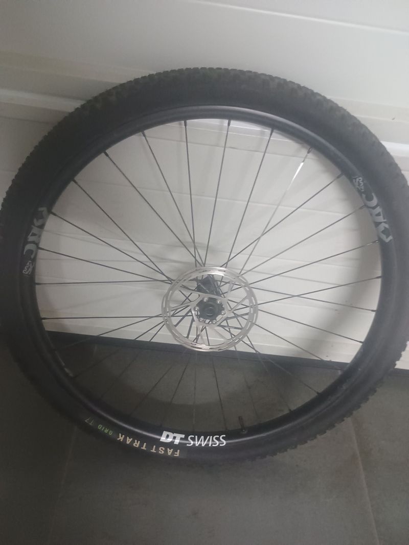 Dt Swiss XRC 1200 25mm Wheels usato
